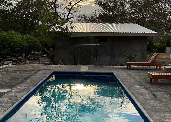 Tricas House